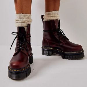 Dr. Martens | Audrick 8 Eye Boots